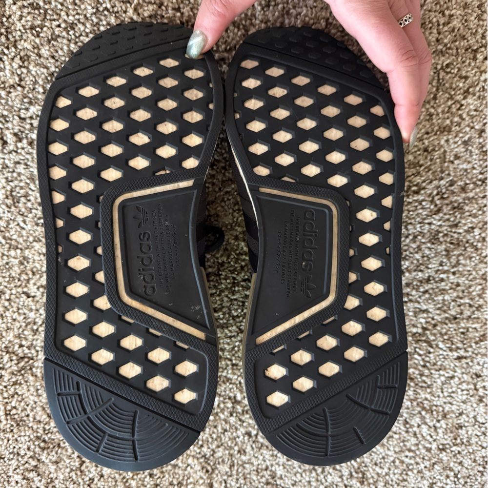 Adidas NMD R1 - Picture 9 of 10